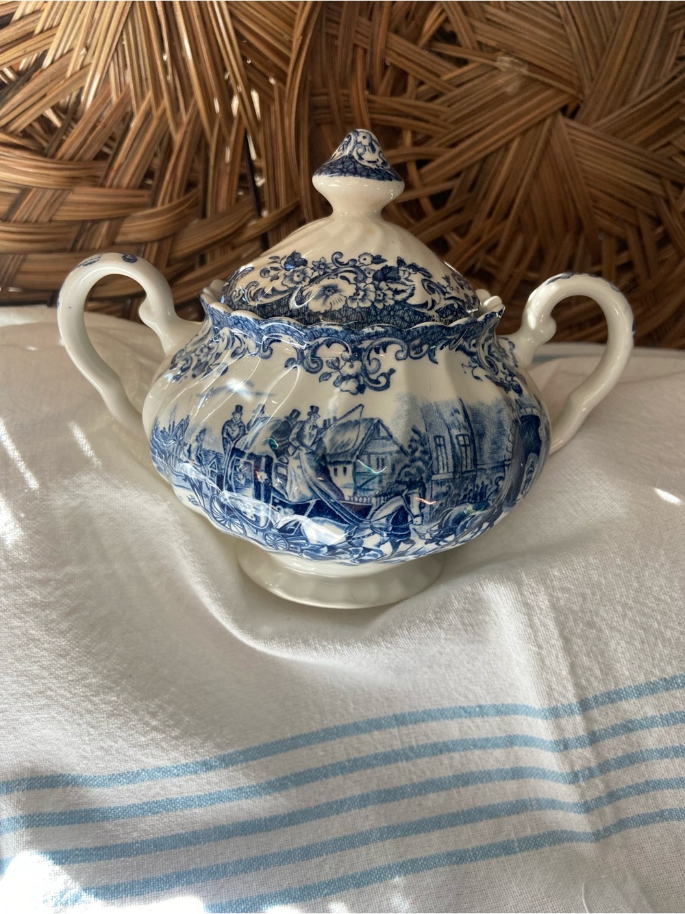 Vintage Blue & White sugar bowl in the Coaching scene pattern by Johnson Brother